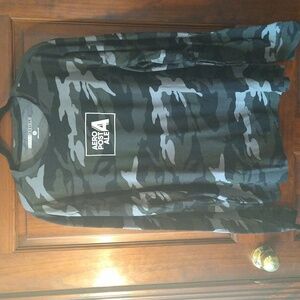 Men’s Aeropostale Camouflage Long Sleeve Tee - Black and Gray XL